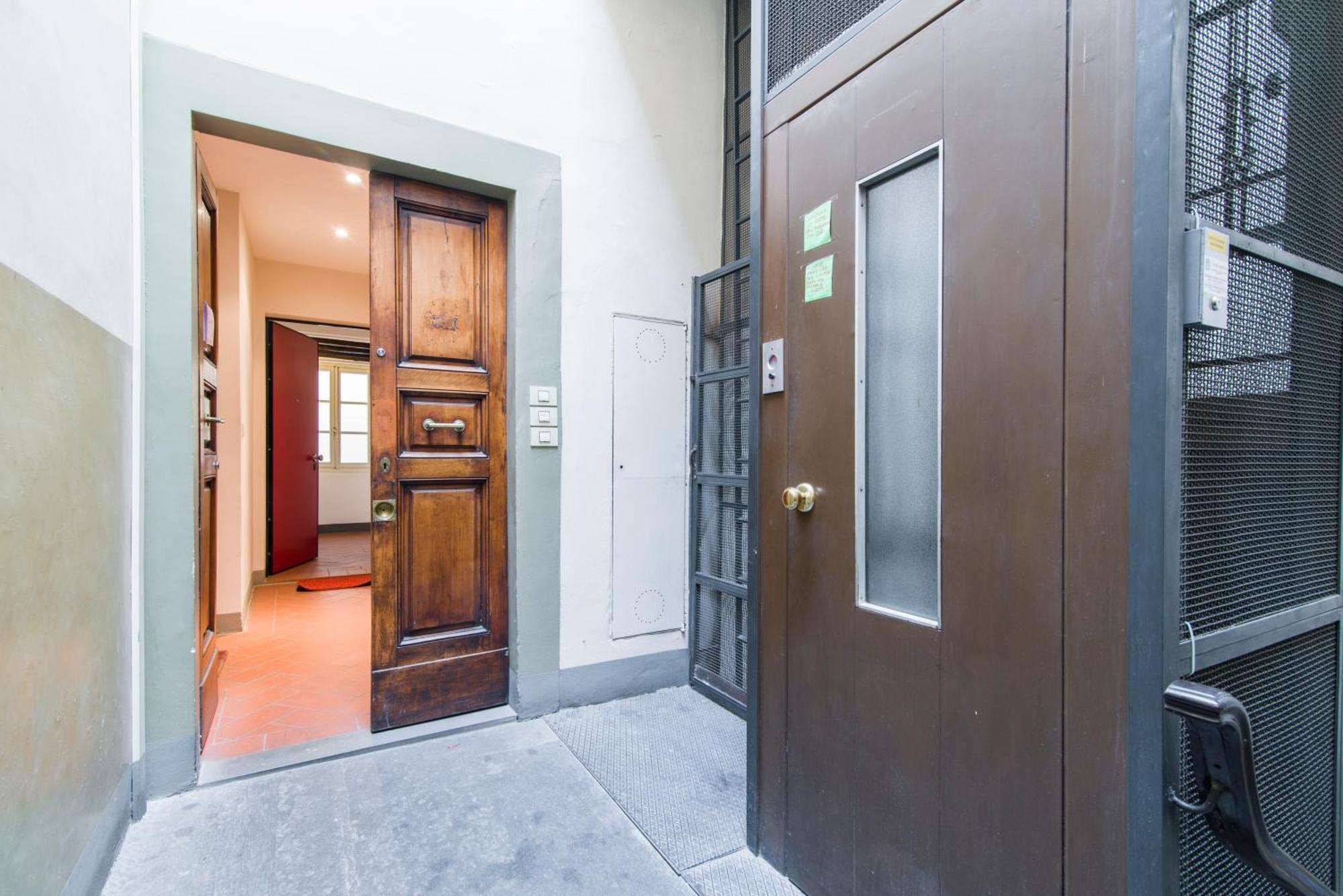 Della Scala Modern Apartment Florença Exterior foto